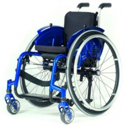 Cadeira de rodas infantil